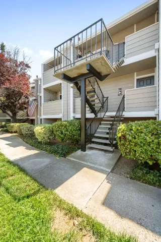 Photo #3: ML82018782 Listing 