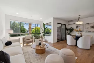 Photo #5: ML82018804 Listing 