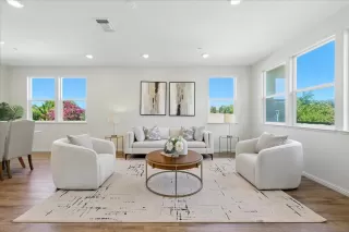 Photo #4: ML82018829 Listing