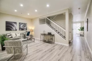 Photo #2: ML82018845 Listing 