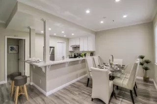 Photo #4: ML82018845 Listing 