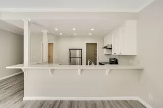 Photo #5: ML82018845 Listing 