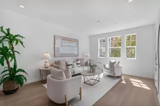 Photo #2: ML82018912 Listing 