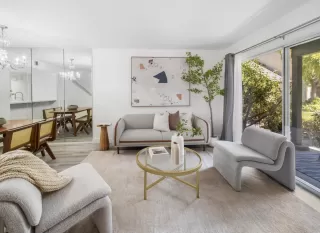 Photo #2: ML82018952 Listing 