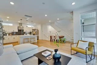 Photo #1: ML82018981 Listing