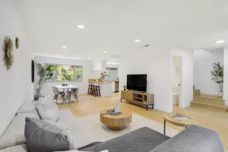 Photo #2: ML82018985 Listing 