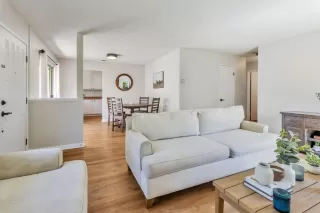 Photo #5: ML82018993 Listing 