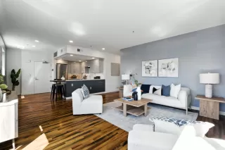 Photo #3: ML82019011 Listing 