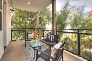 Photo #5: ML82019023 Listing 