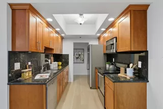 Photo #5: ML82019032 Listing 