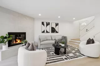 Photo #3: ML82019038 Listing 