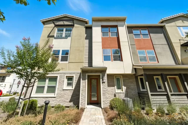 MLS: ML82019039 Condo For Sale