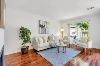 Photo #6: ML82019087 Listing 