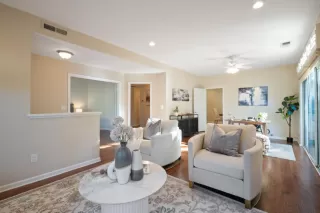 Photo #5: ML82019123 Listing 