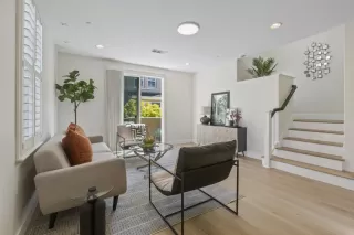 Photo #6: ML82019135 Listing