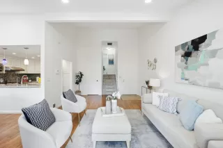 Photo #4: ML82019188 Listing 