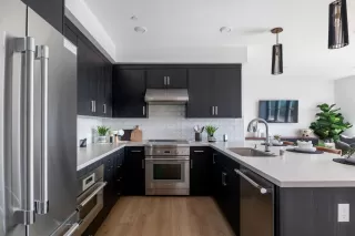 Photo #3: ML82019289 Listing 