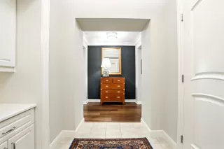 Photo #6: ML82019317 Listing