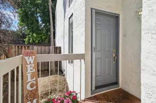 Photo #4: ML82019396 Listing 