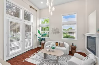 Photo #4: ML82019471 Listing