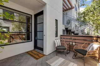 Photo #2: ML82019528 Listing 