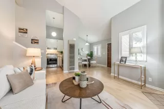 Photo #5: ML82019529 Listing