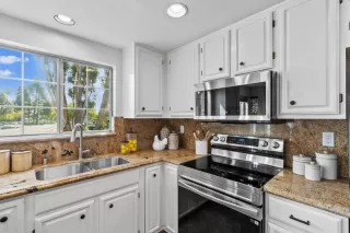 Photo #3: ML82019649 Listing 