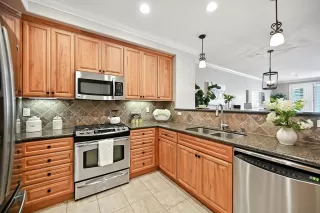 Photo #4: ML82019652 Listing 