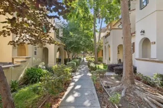 Photo #2: ML82019810 Listing 