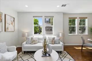 Photo #5: ML82019865 Listing 