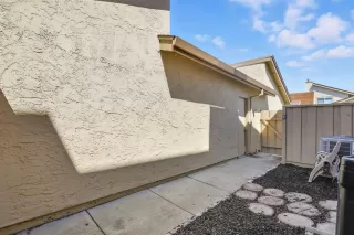 Photo #5: ML82019868 Listing