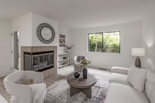 Photo #4: ML82019946 Listing 