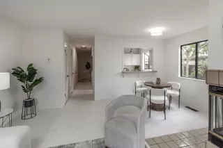 Photo #5: ML82019946 Listing 