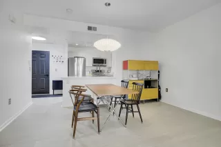 Photo #4: ML82019947 Listing 