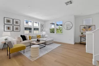 Photo #2: ML82019992 Listing 