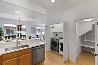 Photo #6: ML82019992 Listing 