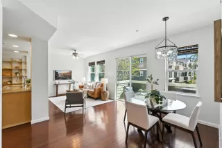 Photo #4: ML82020036 Listing 