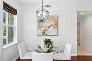 Photo #5: ML82020036 Listing 