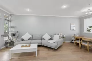 Photo #3: ML82020153 Listing 