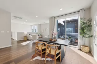 Photo #3: ML82020160 Listing 