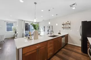 Photo #6: ML82020160 Listing 