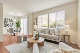 Photo #5: ML82020169 Listing