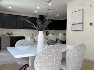 Photo #4: ML82020222 Listing 