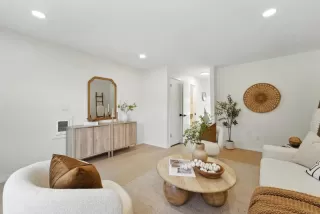 Photo #2: ML82020404 Listing 