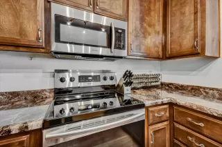 Photo #6: ML82020447 Listing 