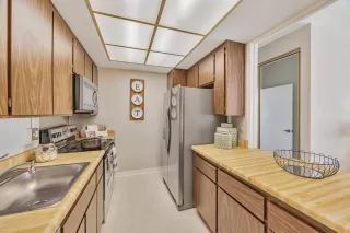 Photo #5: ML82020511 Listing