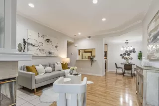 Photo #6: ML82020575 Listing 