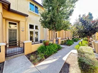 Photo #2: ML82020688 Listing 