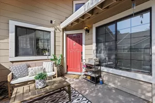 Photo #2: ML82020731 Listing 