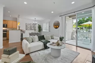 Photo #5: ML82020805 Listing 